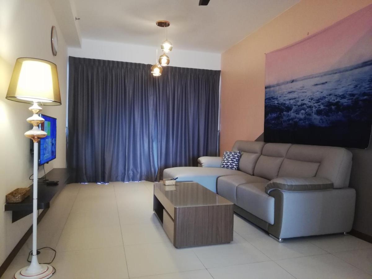 Landmark By Katana 3br Romantic Luxury Seaview Gurney无敌海景三房套房 Apartment