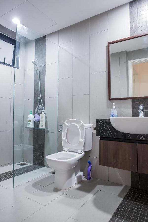 Landmark By Katana 3br Romantic Luxury Seaview Gurney无敌海景三房套房 Tanjung Tokong